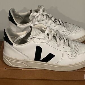 Veja V-10